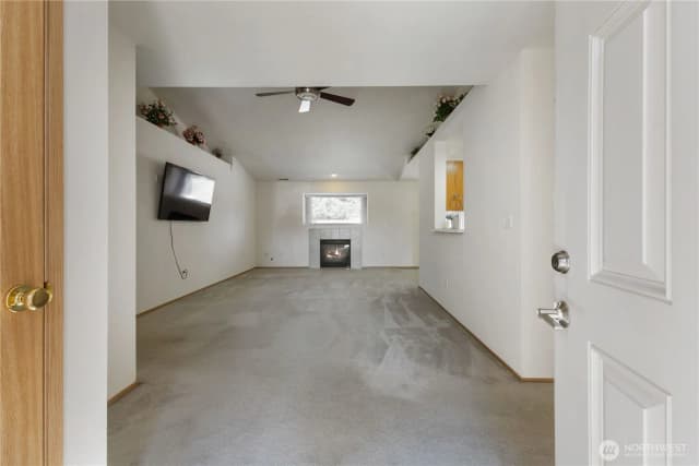 Property photo for 10722 Van Norhop Street Se, Yelm photo 4