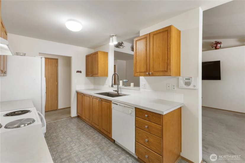 Property photo for 10722 Van Norhop Street Se, Yelm photo 9