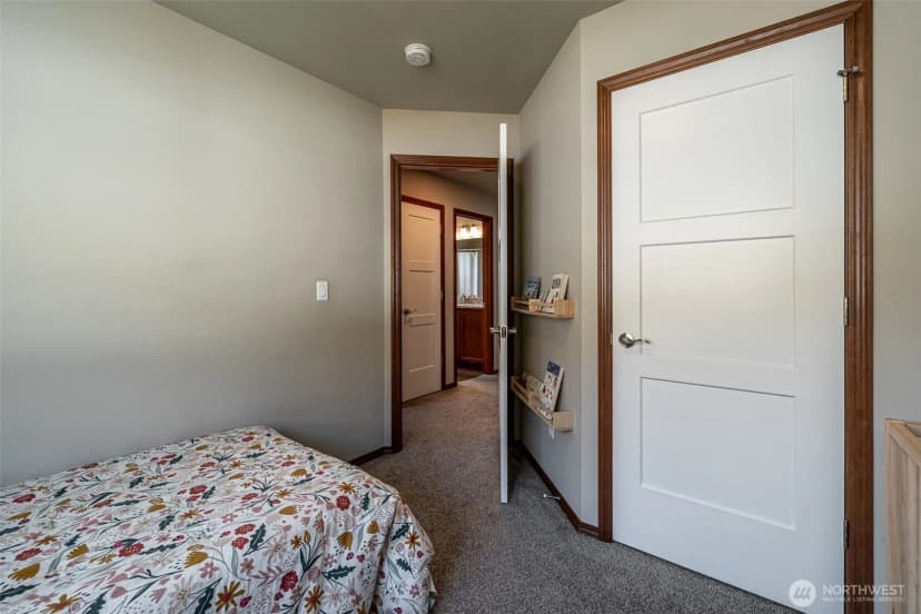 Property photo for 281 Hammond Lane, Rock Island photo 19