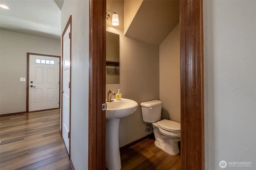 Property photo for 281 Hammond Lane, Rock Island photo 8