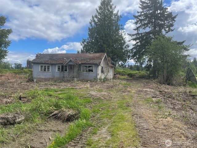 Property photo for 9924 Markworth Road, Lynden photo 3