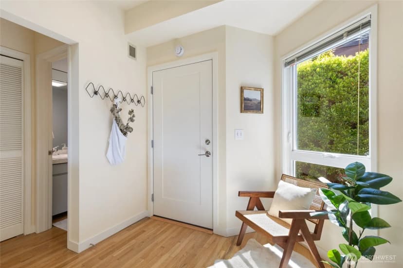 Property photo for 101 Nw 58th Street #10, Seattle photo 13