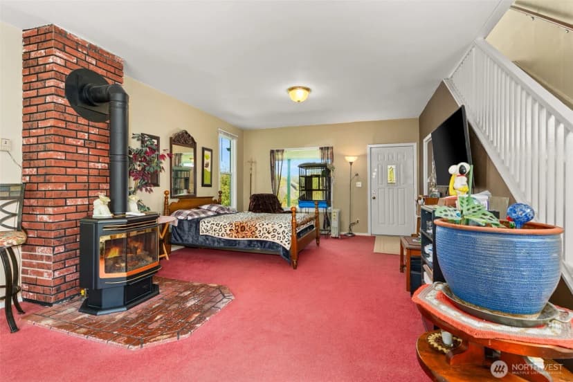 Property photo for 806 California Street, Raymond photo 10