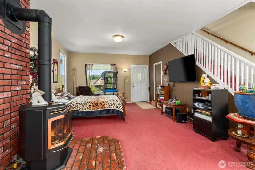 Property photo for 806 California Street, Raymond photo 12
