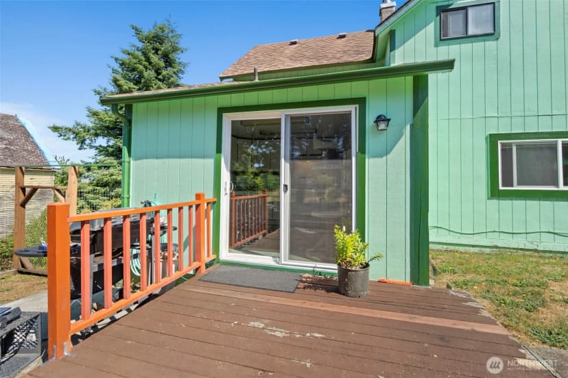 Property photo for 806 California Street, Raymond photo 25