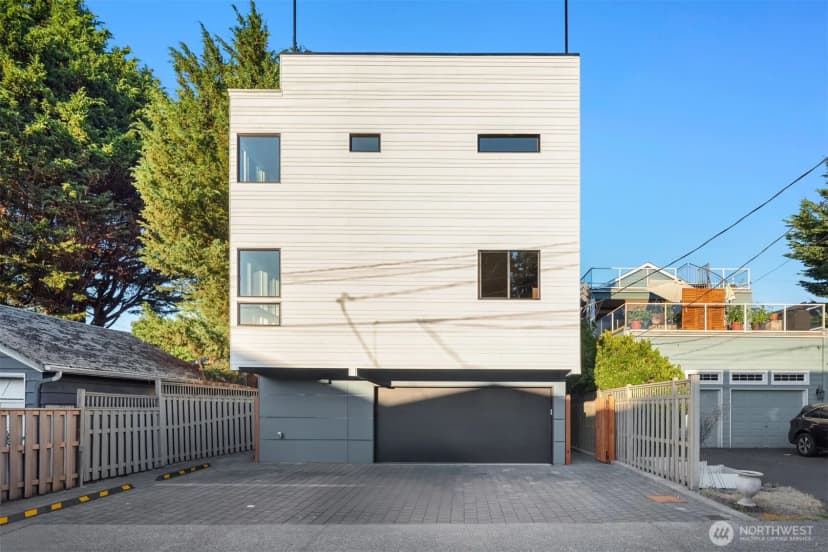 Property photo for 2735 59th Avenue Sw, Seattle photo 29