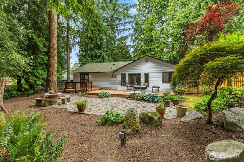 Property photo for 23407 35th Avenue W, Brier