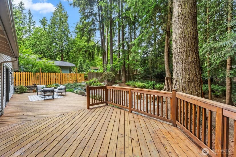 Property photo for 23407 35th Avenue W, Brier photo 31