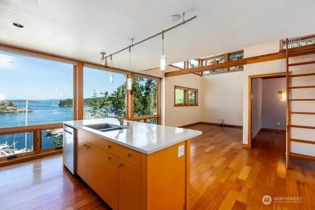 Property photo for 630 Harrison Street, Friday Harbor photo 32