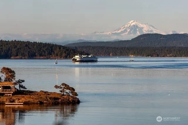 Property photo for 630 Harrison Street, Friday Harbor photo 4