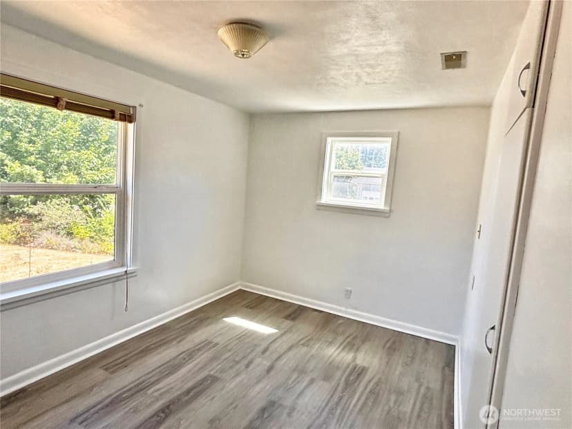 Property photo for 607 W Wyandotte Avenue, Shelton photo 7