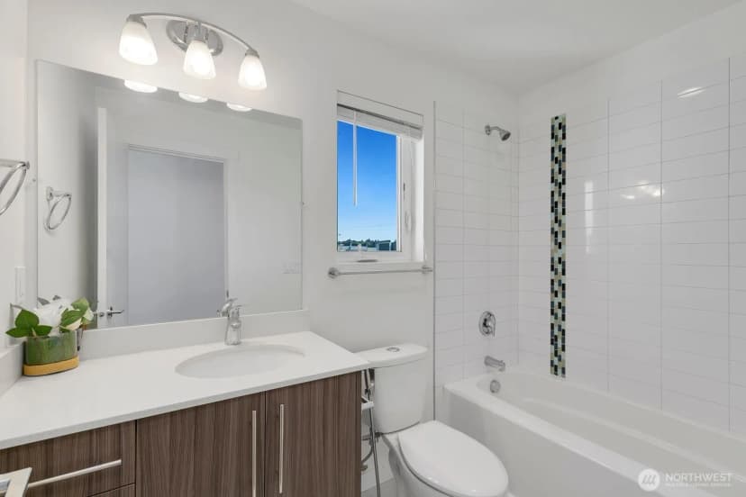 Property photo for 4261 S Holden Street, Seattle photo 20