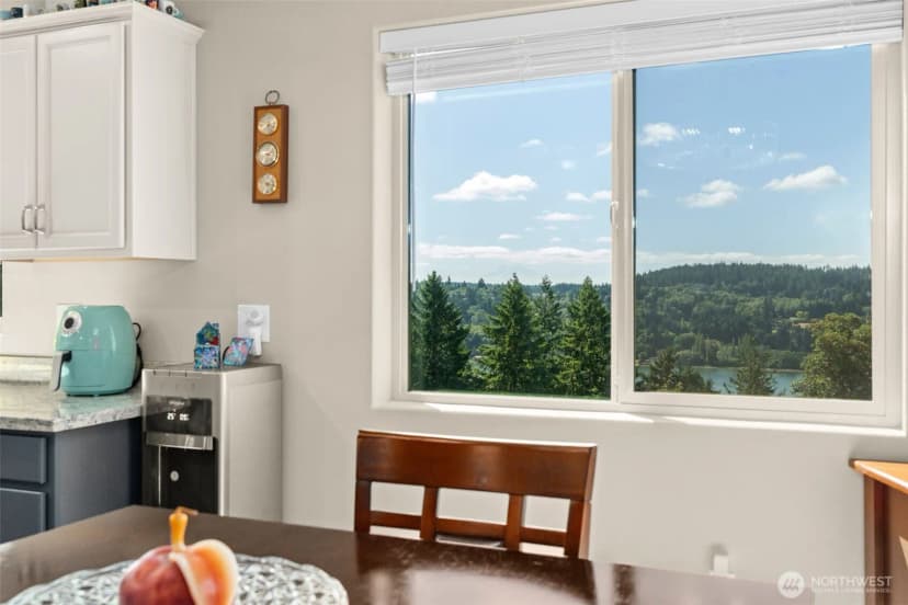 Property photo for 2416 W Echo Bay Drive, Bremerton photo 14