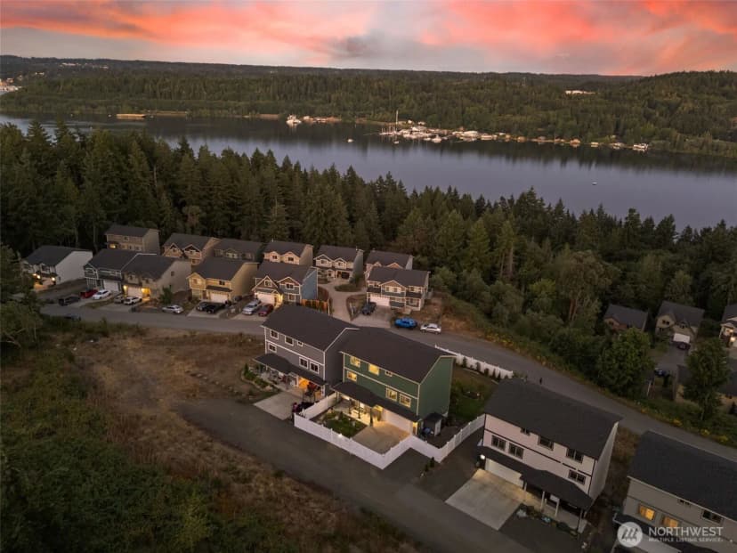 Property photo for 2416 W Echo Bay Drive, Bremerton photo 40