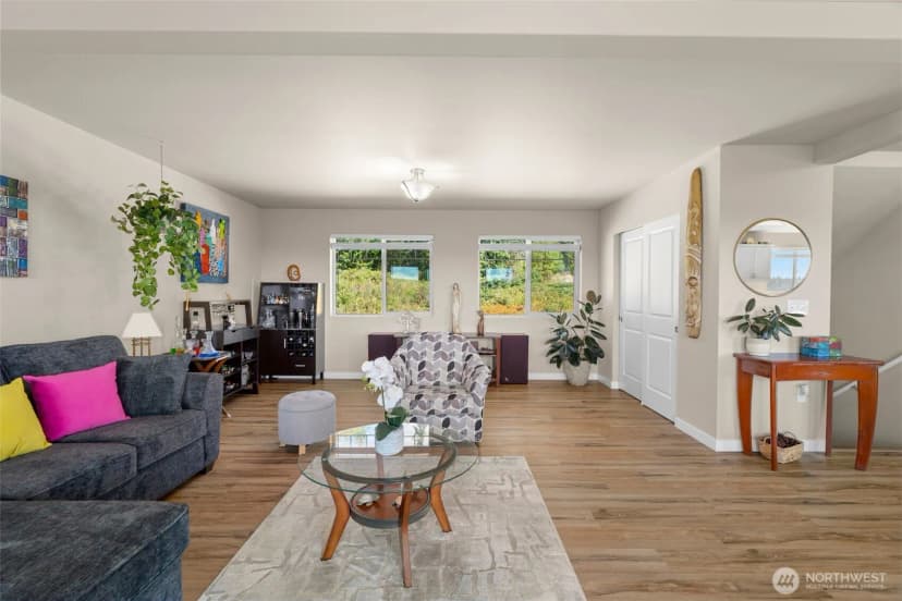 Property photo for 2416 W Echo Bay Drive, Bremerton photo 16