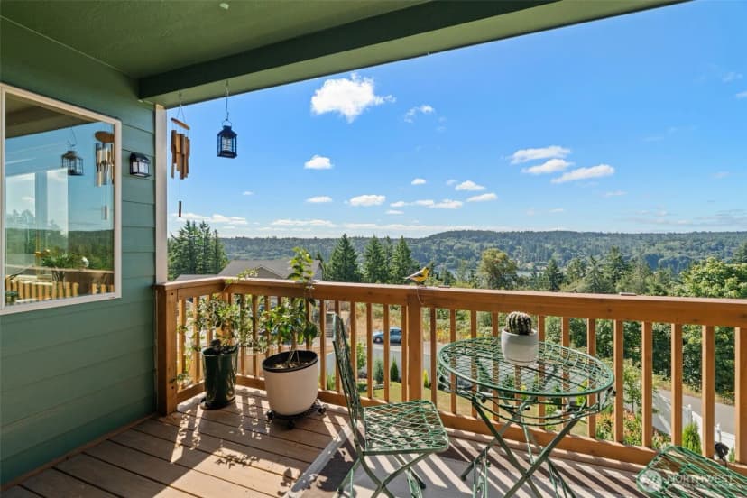 Property photo for 2416 W Echo Bay Drive, Bremerton photo 18