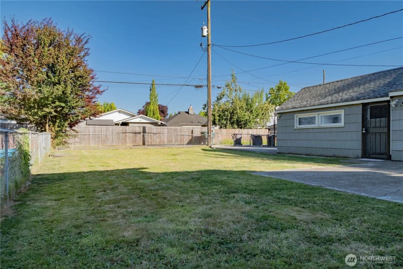Property photo for 520 23rd Avenue, Longview photo 24