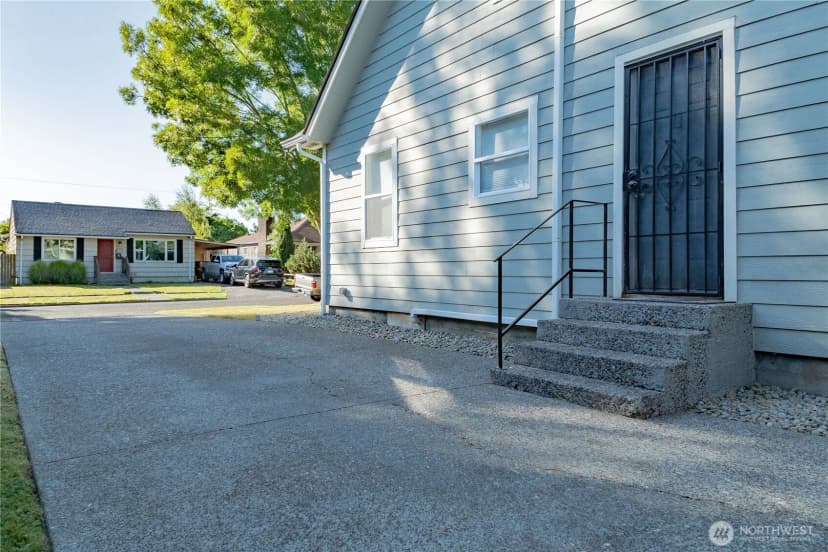 Property photo for 520 23rd Avenue, Longview photo 17