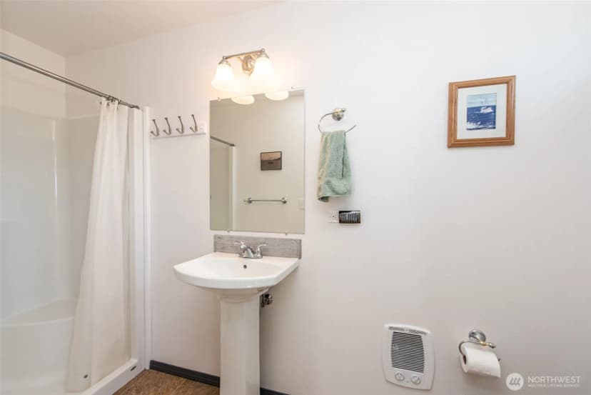 Property photo for 231 Kasiana Way, Sequim photo 29