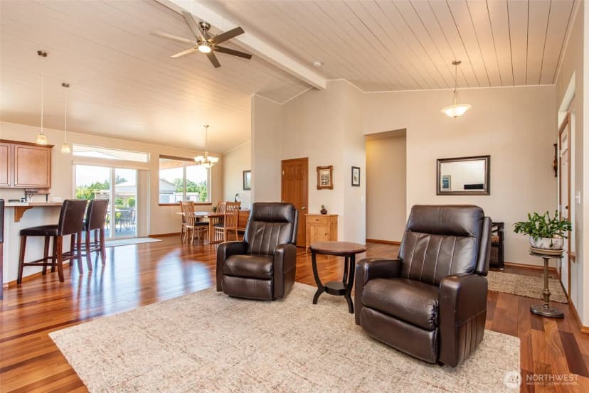 Property photo for 231 Kasiana Way, Sequim photo 8