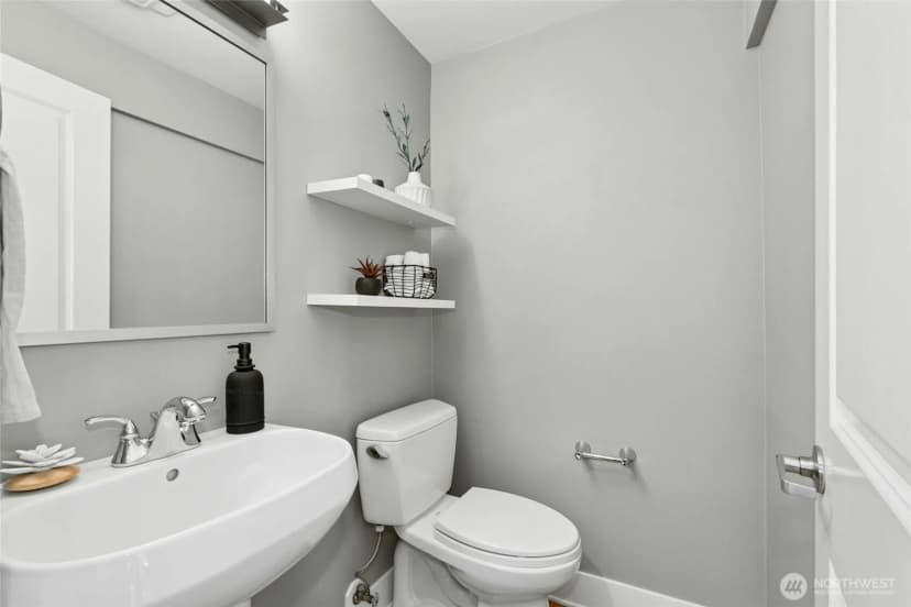 Property photo for 2646 Nw 58th Street #b, Seattle photo 10