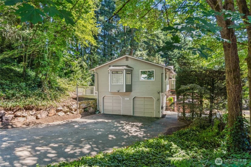 Property photo for 20631 W Richmond Road, Bothell photo 3