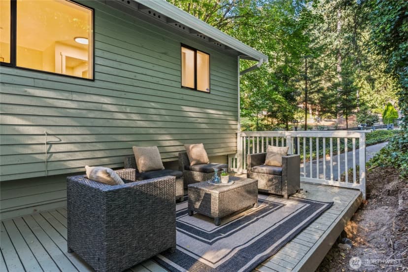 Property photo for 20631 W Richmond Road, Bothell photo 38