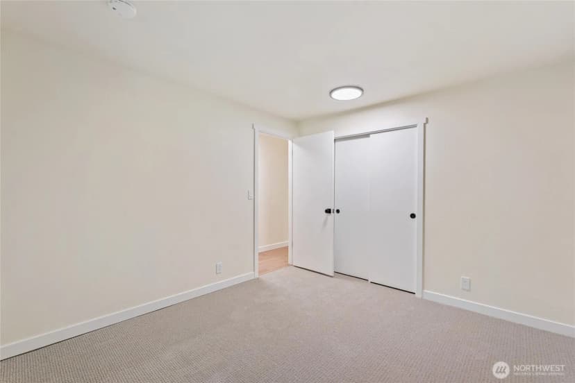 Property photo for 20631 W Richmond Road, Bothell photo 23