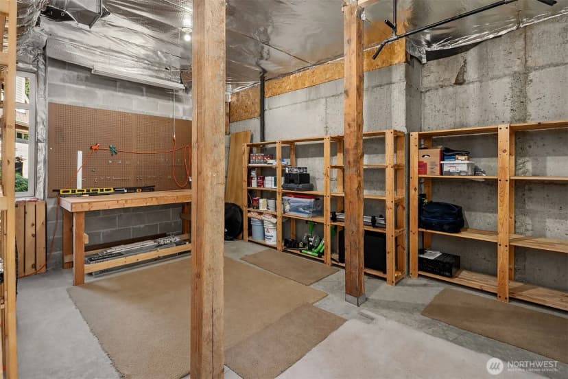 Property photo for 16862 Se 56th Place, Bellevue photo 18