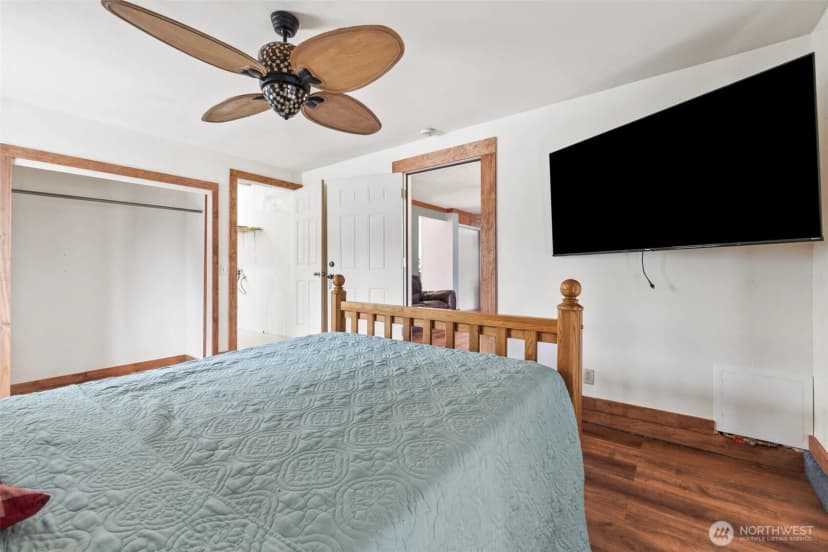 Property photo for 32 N Evergreen Place, Sequim photo 15