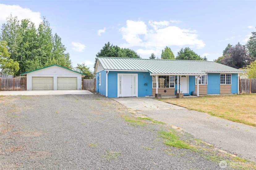 Property photo for 32 N Evergreen Place, Sequim