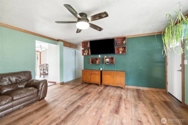 Property photo for 32 N Evergreen Place, Sequim photo 5