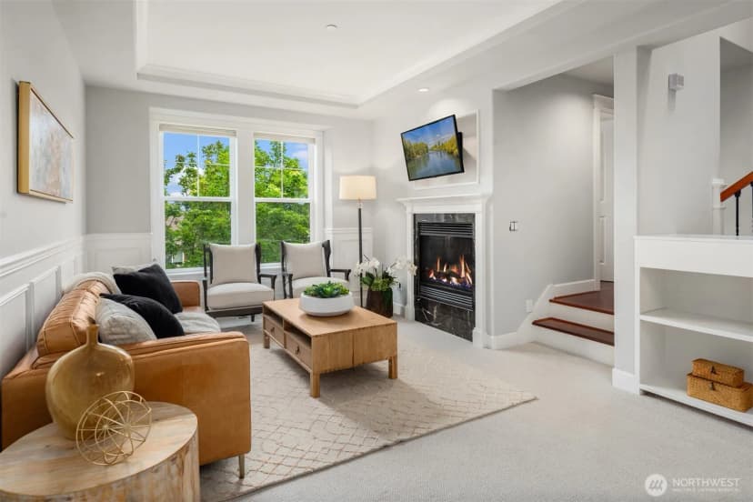 Property photo for 101 Shy Bear Way Nw, Issaquah photo 13