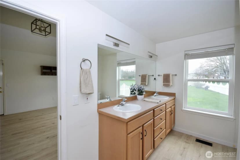 Property photo for 71 John Carl Road, Sequim photo 19
