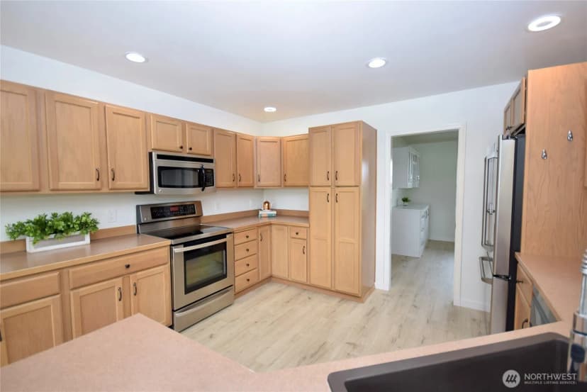 Property photo for 71 John Carl Road, Sequim photo 11