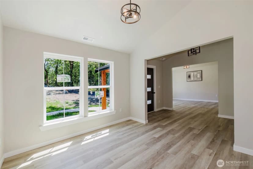 Property photo for 7579 E Idaho Street, Port Orchard photo 9