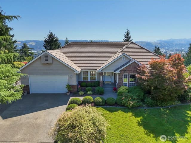 Property photo for 5101 131st Avenue Ct E, Edgewood photo 2