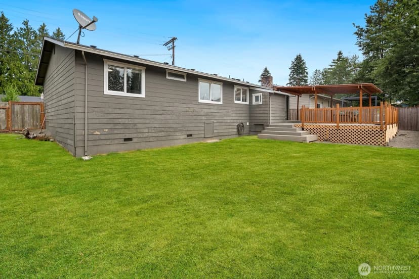 Property photo for 414 216th Street Sw, Bothell photo 19