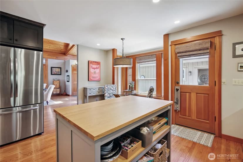 Property photo for 12 Hawks Way, Sequim photo 9