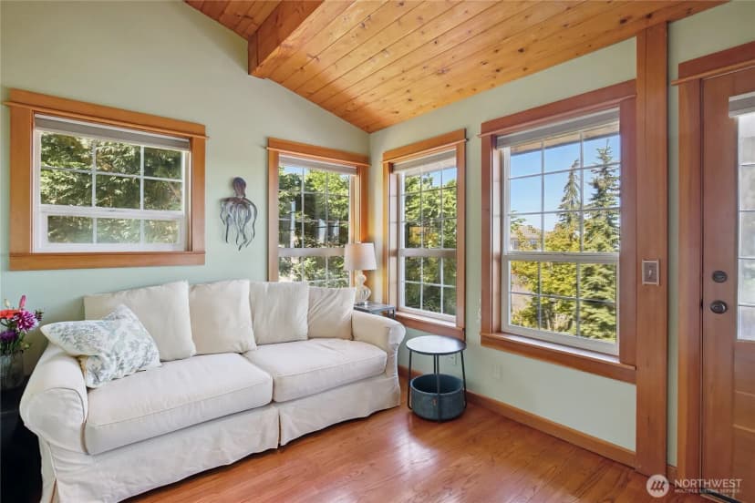 Property photo for 12 Hawks Way, Sequim photo 8