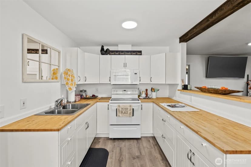 Property photo for 173 Beach Road, Mossyrock photo 11