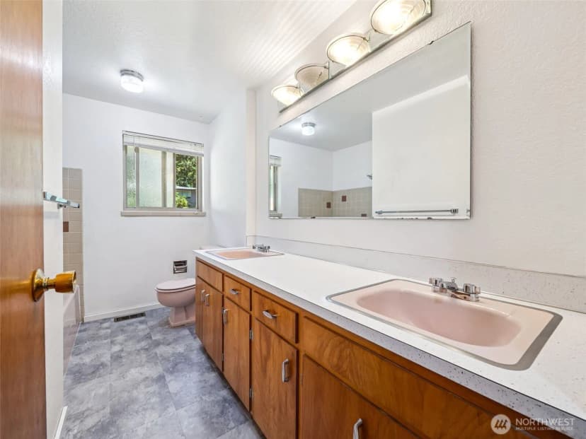 Property photo for 28151 109th Ave Se, Auburn photo 15