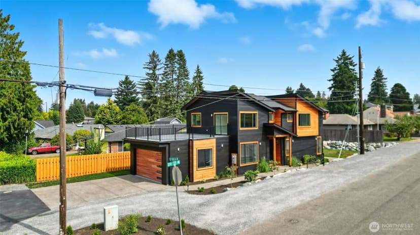 Property photo for 2745 Mountain View Avenue W, University Place photo 3
