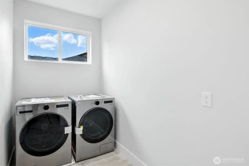 Property photo for 2745 Mountain View Avenue W, University Place photo 39