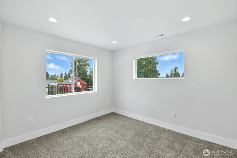 Property photo for 2745 Mountain View Avenue W, University Place photo 29