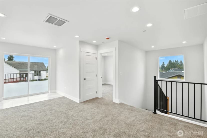 Property photo for 2745 Mountain View Avenue W, University Place photo 32