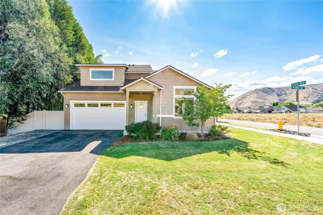 Property photo for 1651 Fuller Street, Wenatchee