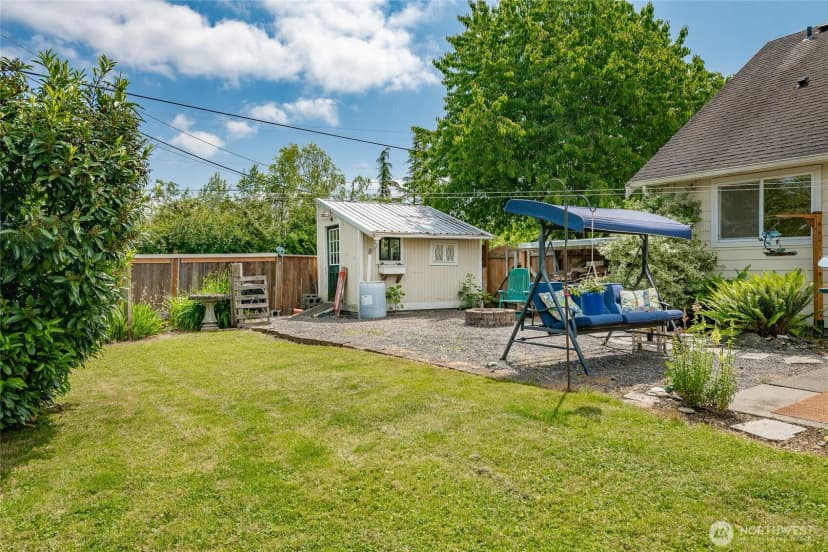 Property photo for 1800 Pine Street, Lynden photo 30