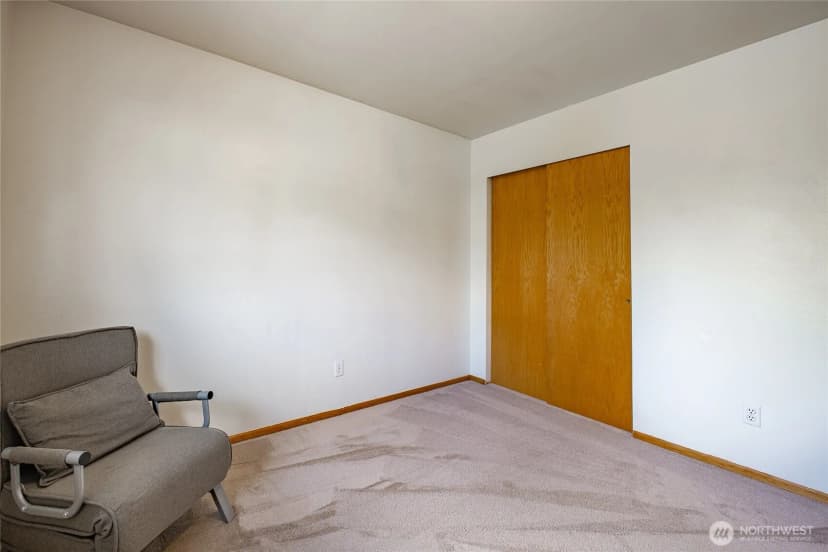 Property photo for 1800 Pine Street, Lynden photo 16