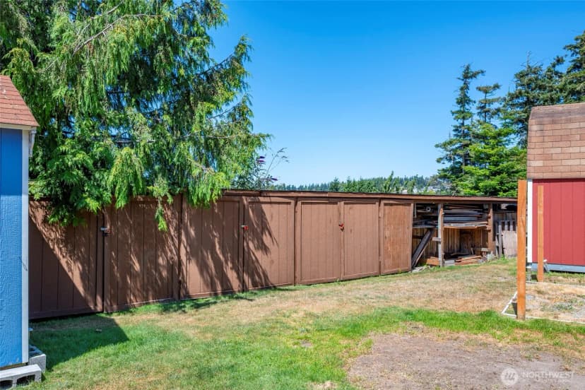 Property photo for 2122 Colonial Way, Oak Harbor photo 34